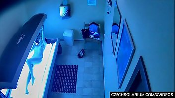 Solarium Pussy Brunette Skinny 